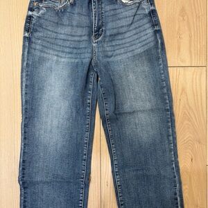 Judy Blue Women's Straight Leg Jeans in Classic Blue